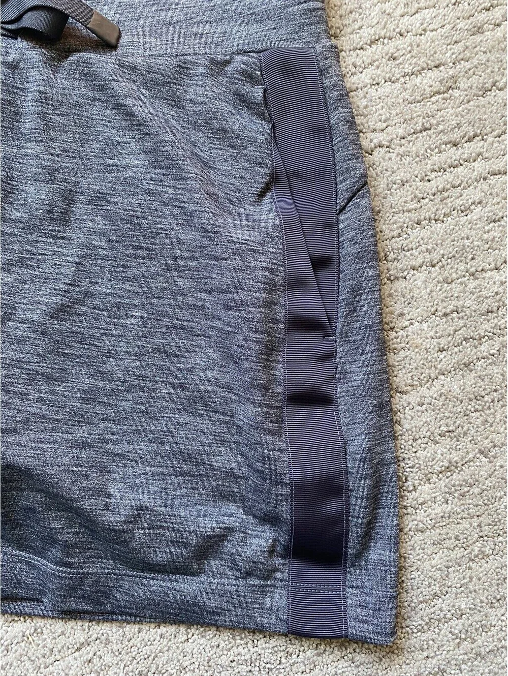 Athleta Dark Heather Charcoal Gray Small Skirt Skort With Pockets 18”